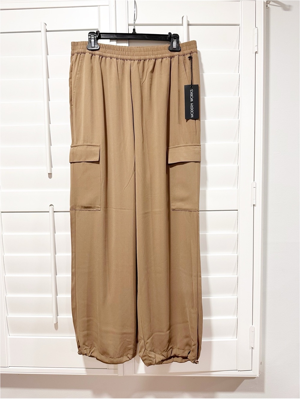 Modern Works Pants Cargo Jogger Large Tan Elastic Waist NWT Drawstring Ankle Hem
